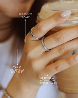 Anillo personalizado con circonias